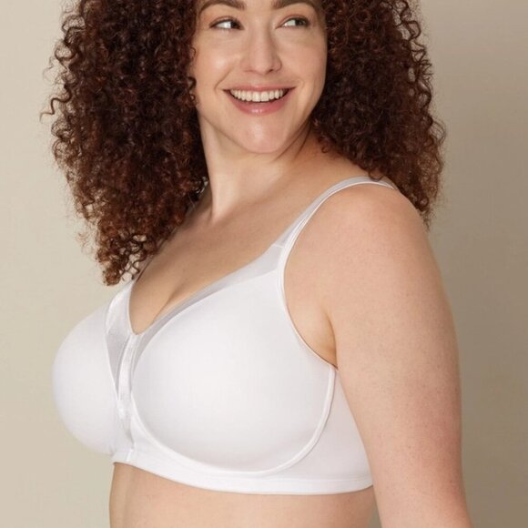 NWT Playtex4803 18Hour Silky Soft Smoothing Cool & Breathable Wireless Bra White - Picture 2 of 7